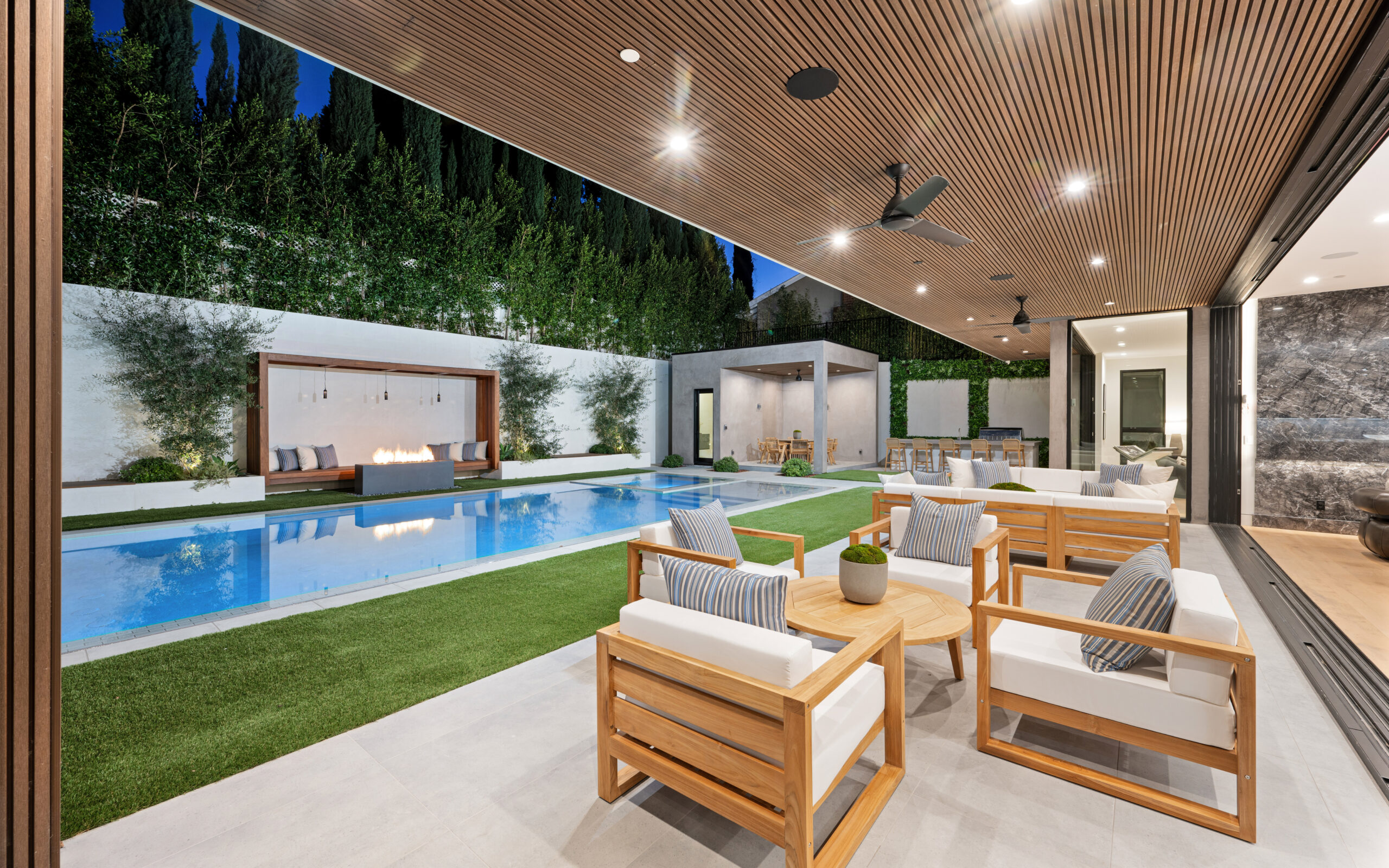 Outdoor Lounge Design
